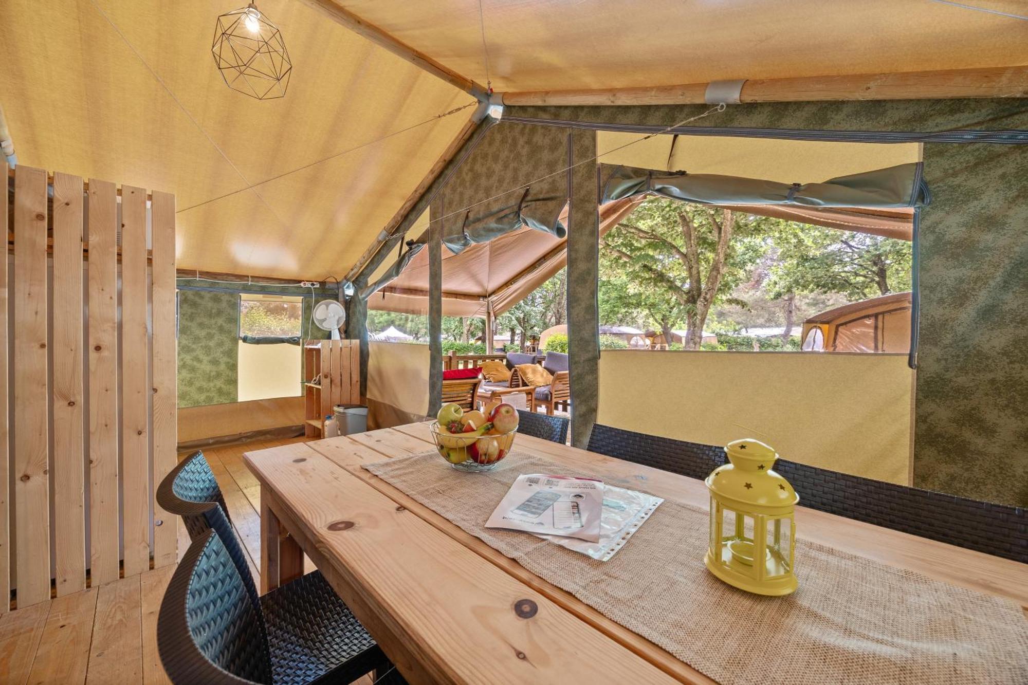 Easyatent Safari Tent Polari Holiday park