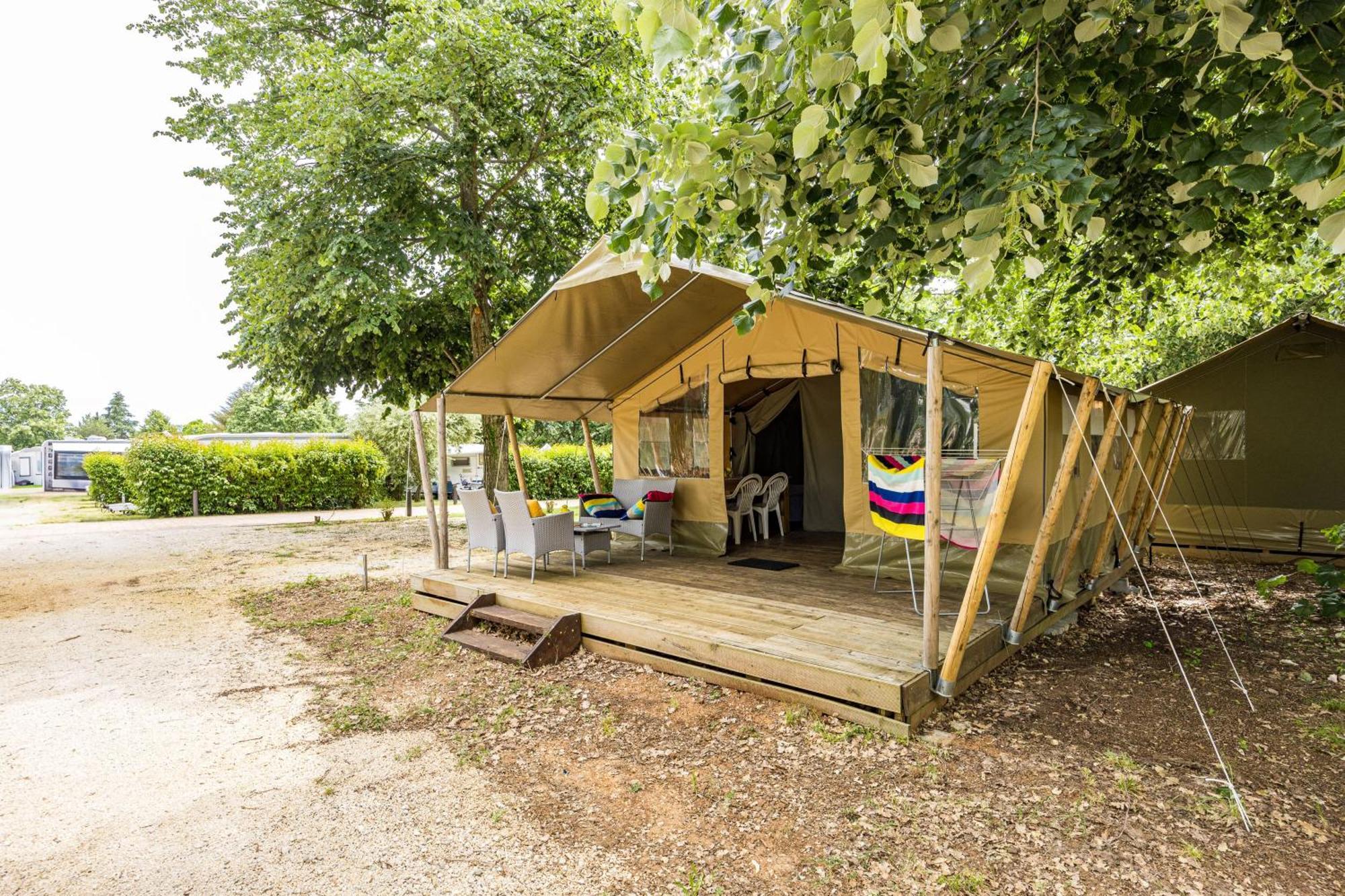 Kompleks wypoczynkowy Easyatent Safari Tent Polari *